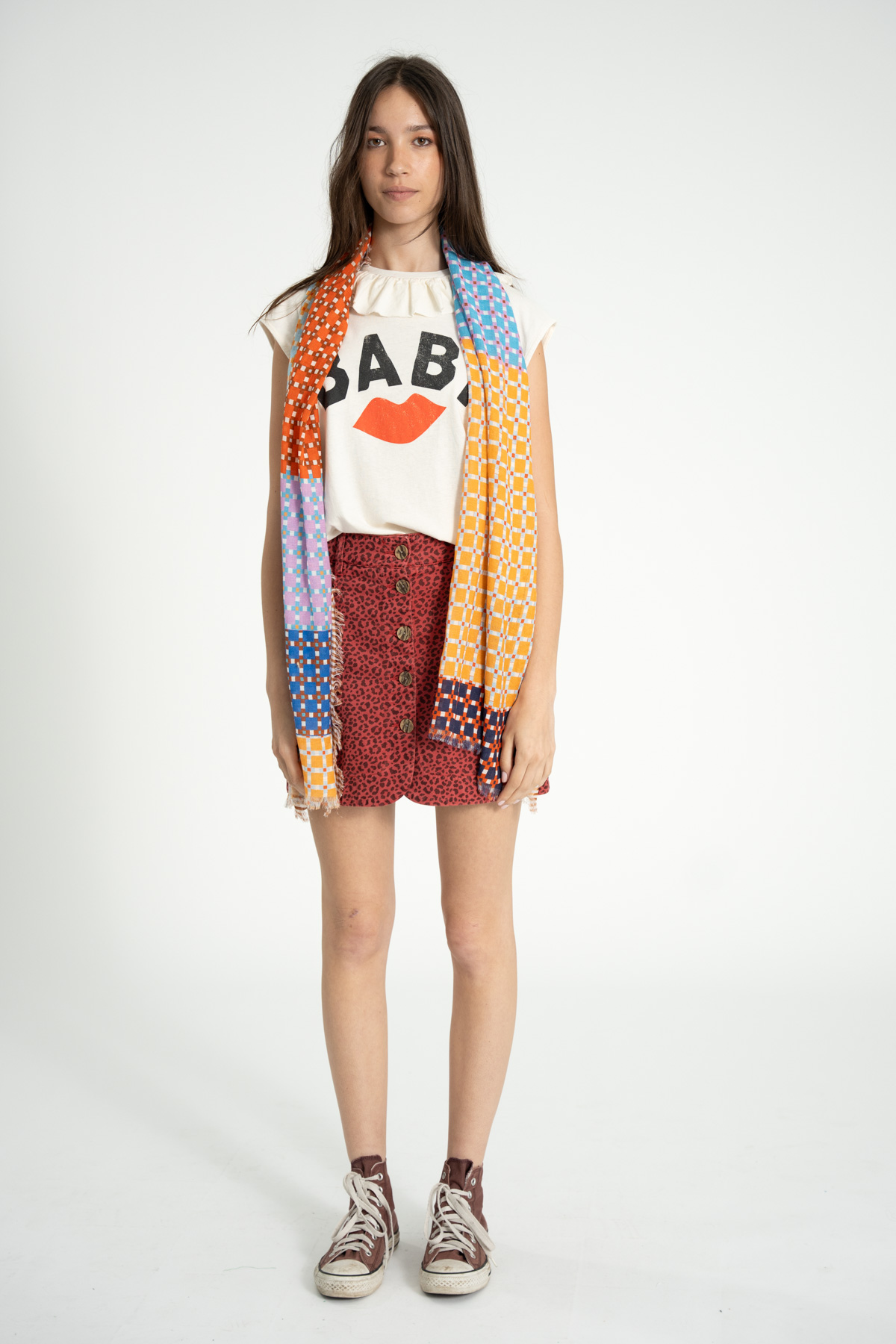 Koszulka bez rękawów z kołnierzykiem i nadrukiem ust 1